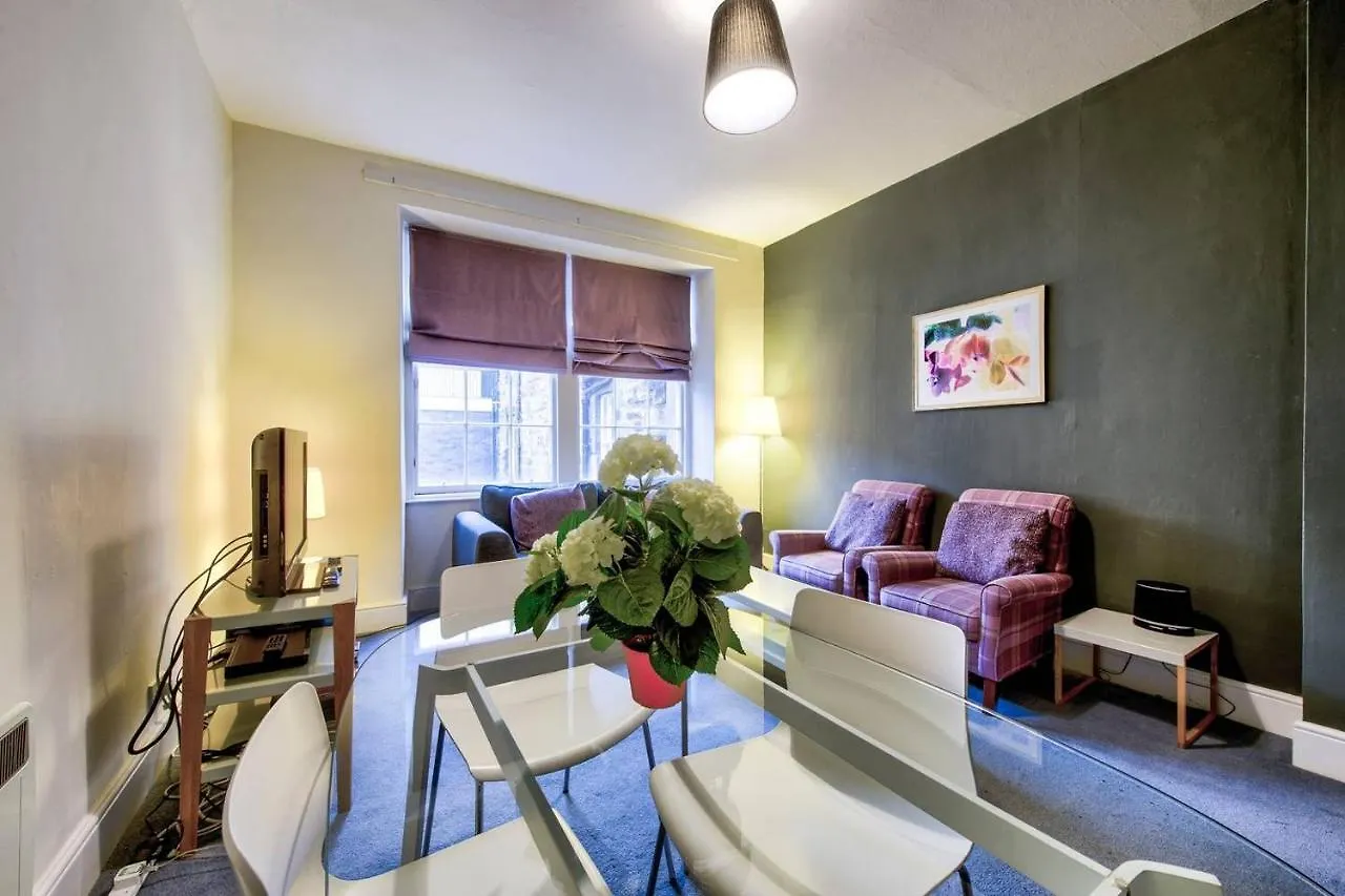 Apartamento Joivy Stylish Home In New Town Edimburgo