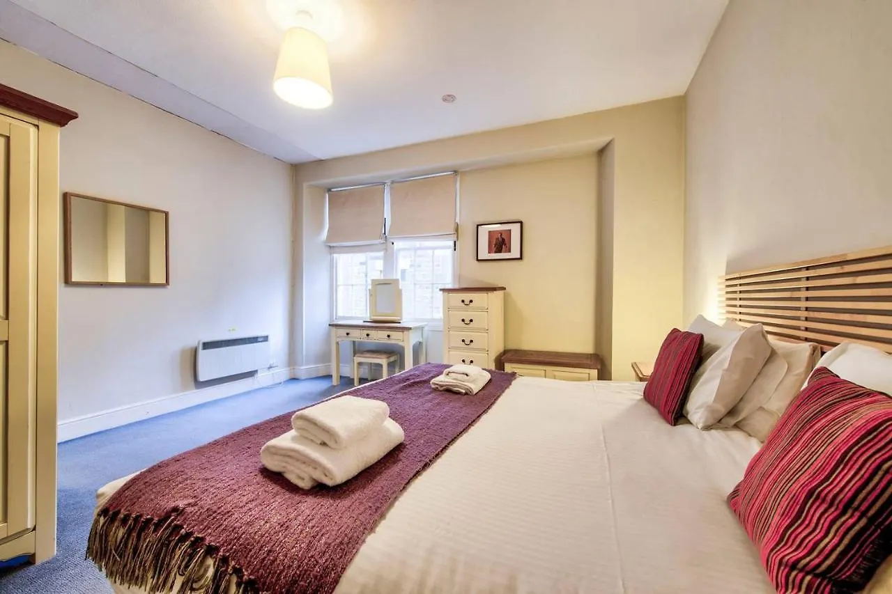 Joivy Stylish Home In New Town Edinburgh Apartment